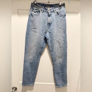 DL1961 Light Blue Cropped Jeans